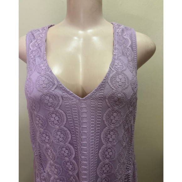 NWT Elegant Lavender Lace Dress - Picture 5 of 8